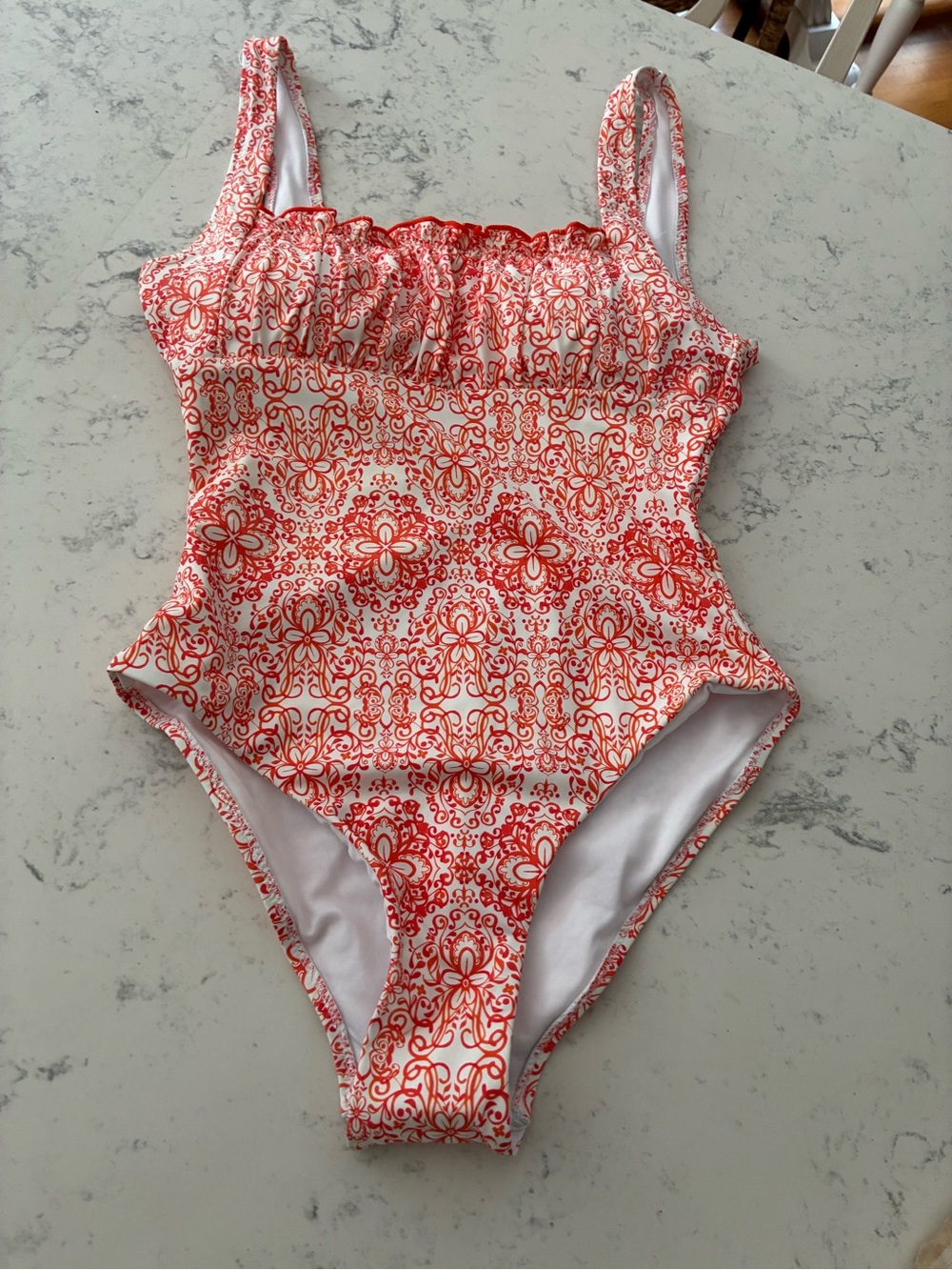 Gorgeous Sweet Secret Orange 🍊 and White 🩱